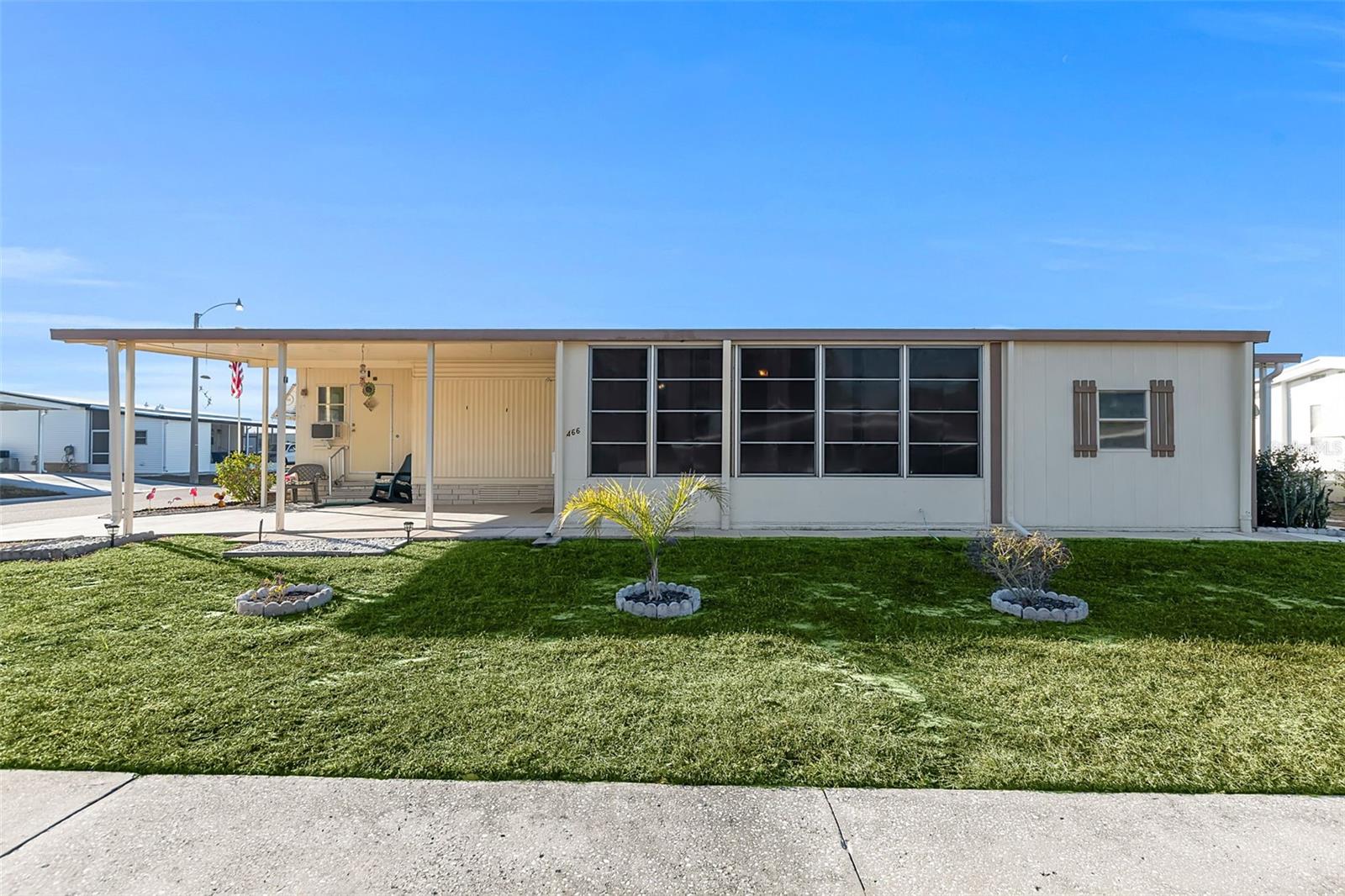 Image 44 of 50 For 5619 Bayshore Road 466