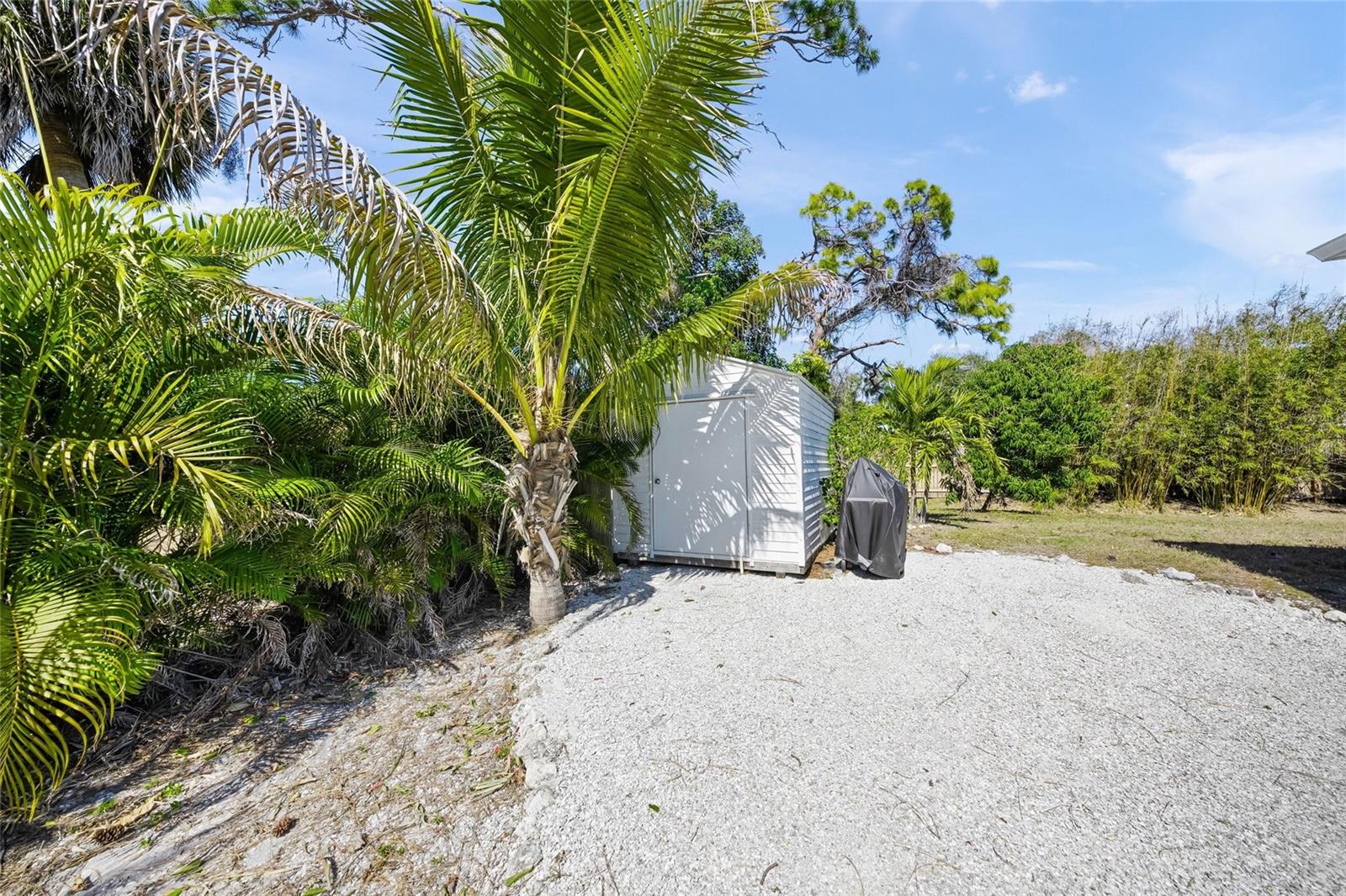 Image 36 of 46 For 116 Avenida La Palma