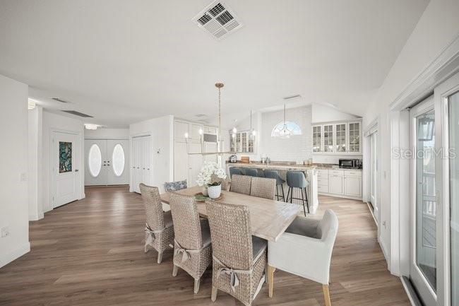 Image 17 of 61 For 527 56th Street