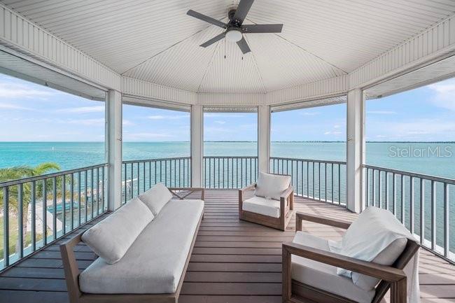 Image 25 of 61 For 527 56th Street