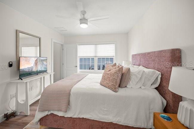 Image 35 of 61 For 527 56th Street