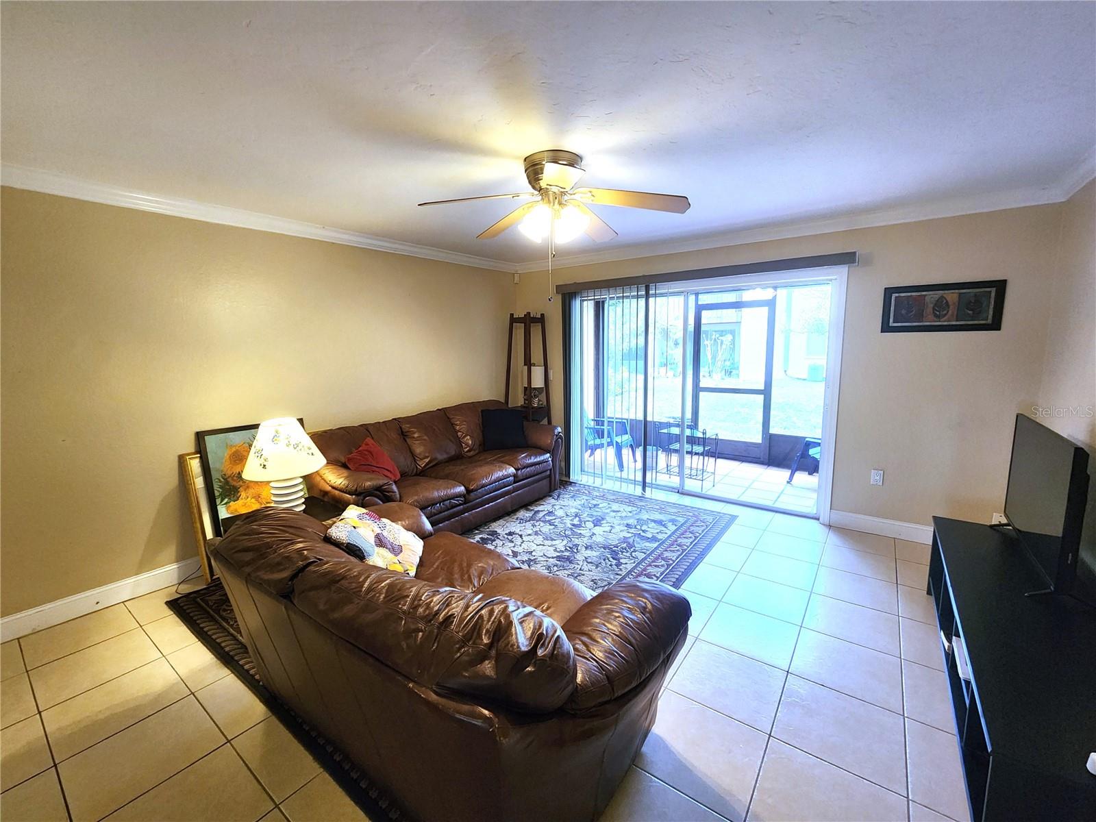 Image 3 of 20 For 2720 Hidden Lake Boulevard B