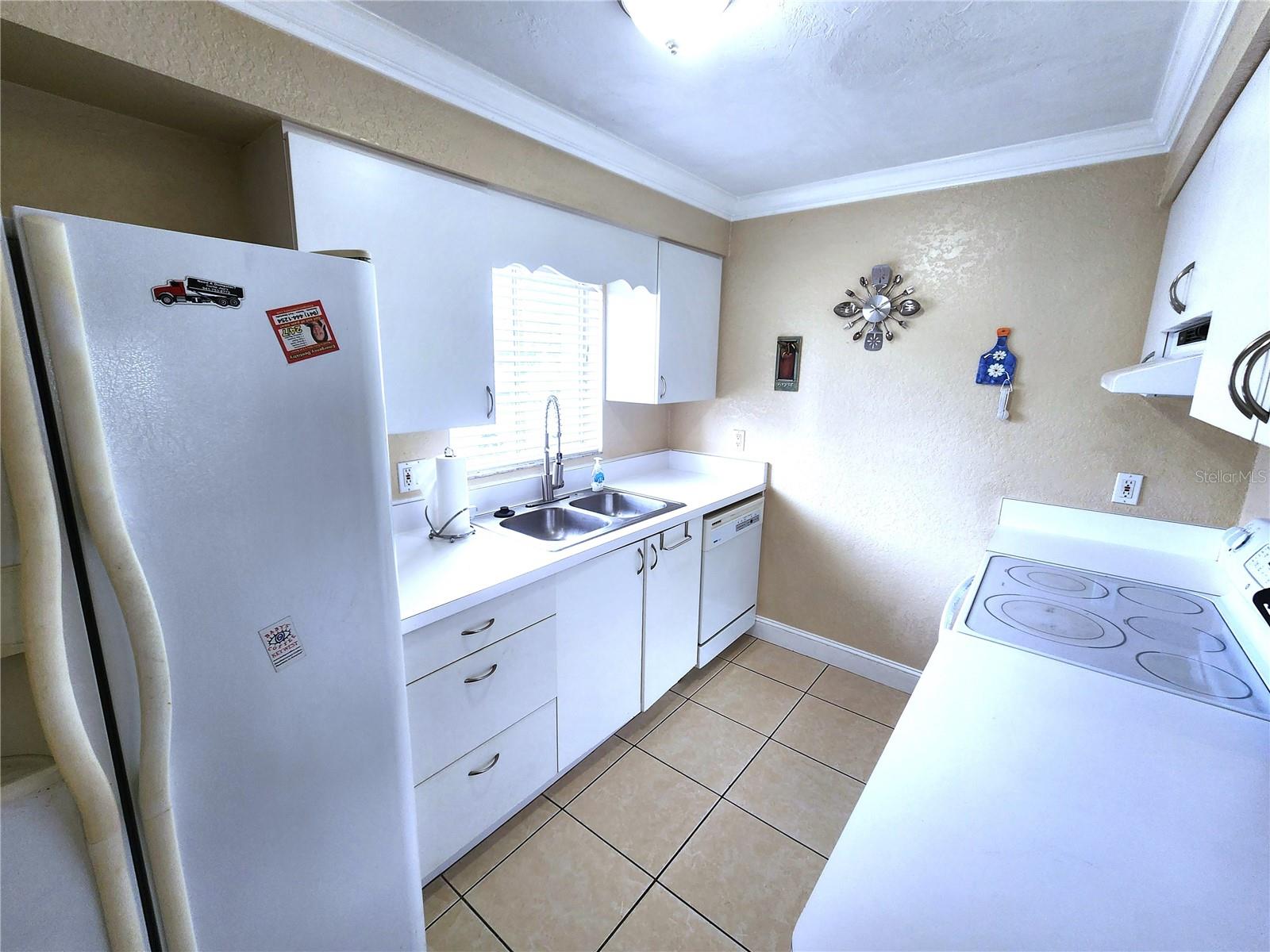 Image 8 of 20 For 2720 Hidden Lake Boulevard B