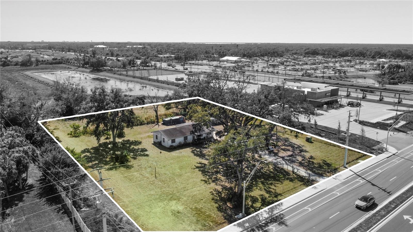 Image 2 of 15 For 2519 Moccasin Wallow Road