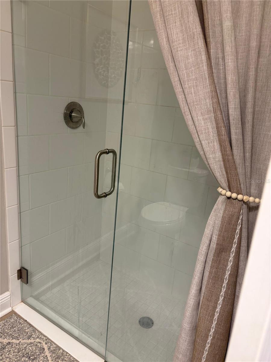 Image 21 of 28 For 12558 Oak Hill Way