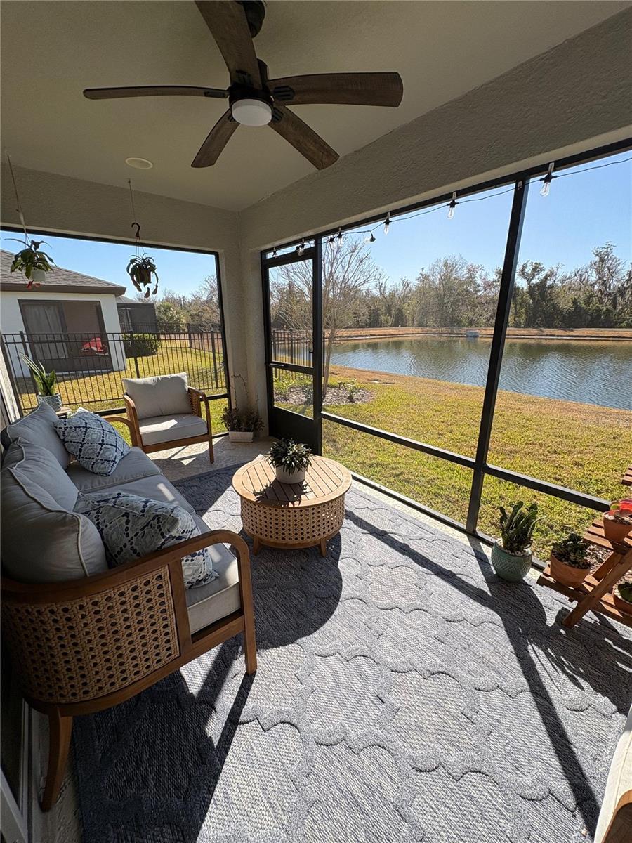 Image 26 of 28 For 12558 Oak Hill Way