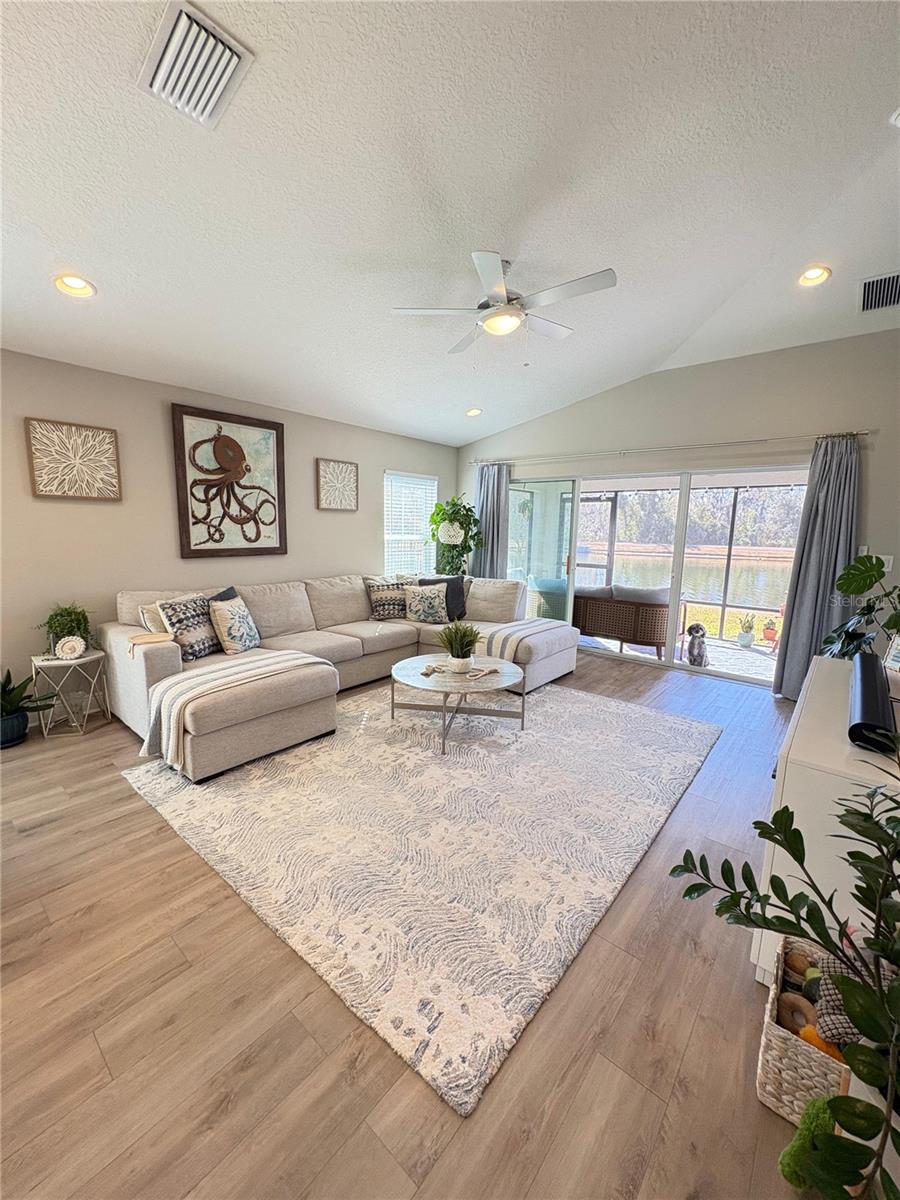 Image 3 of 28 For 12558 Oak Hill Way