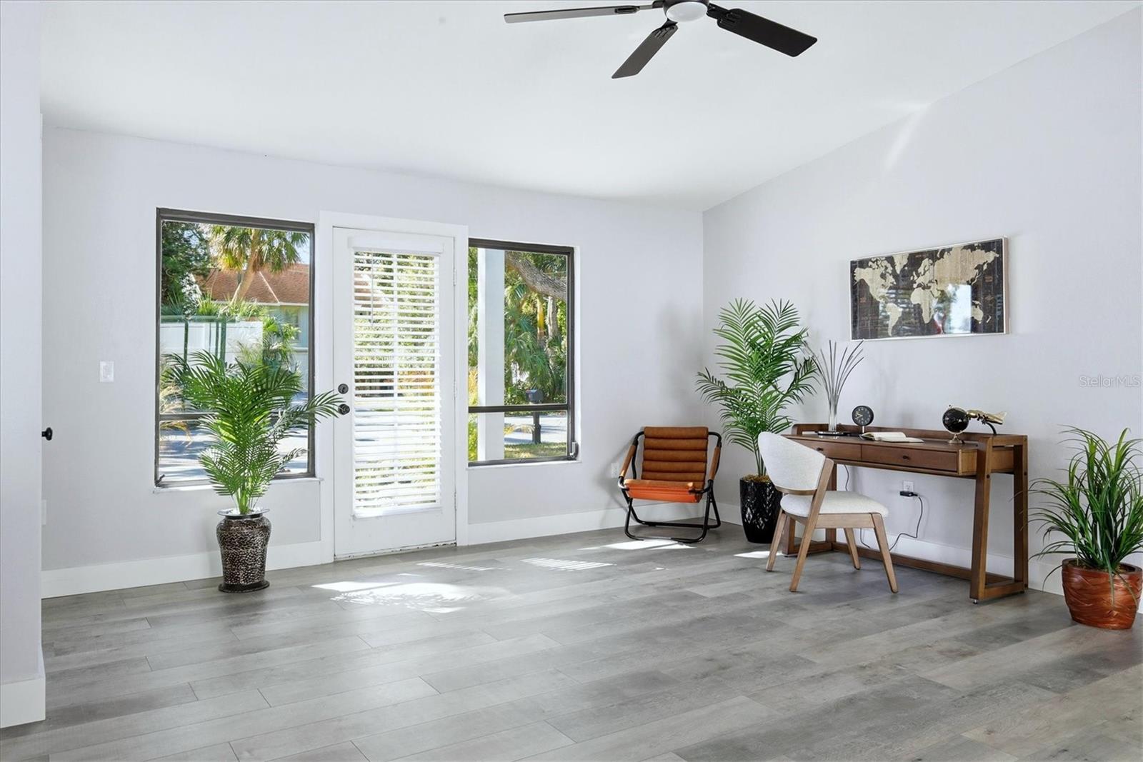 Image 14 of 40 For 903 72nd St Nw