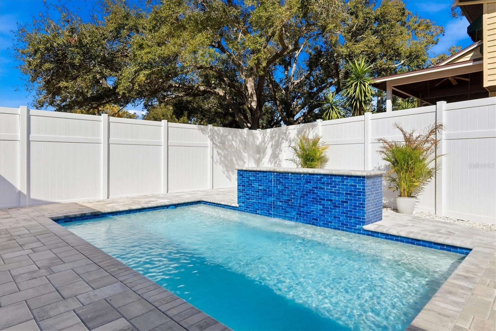 Image 35 of 40 For 903 72nd St Nw