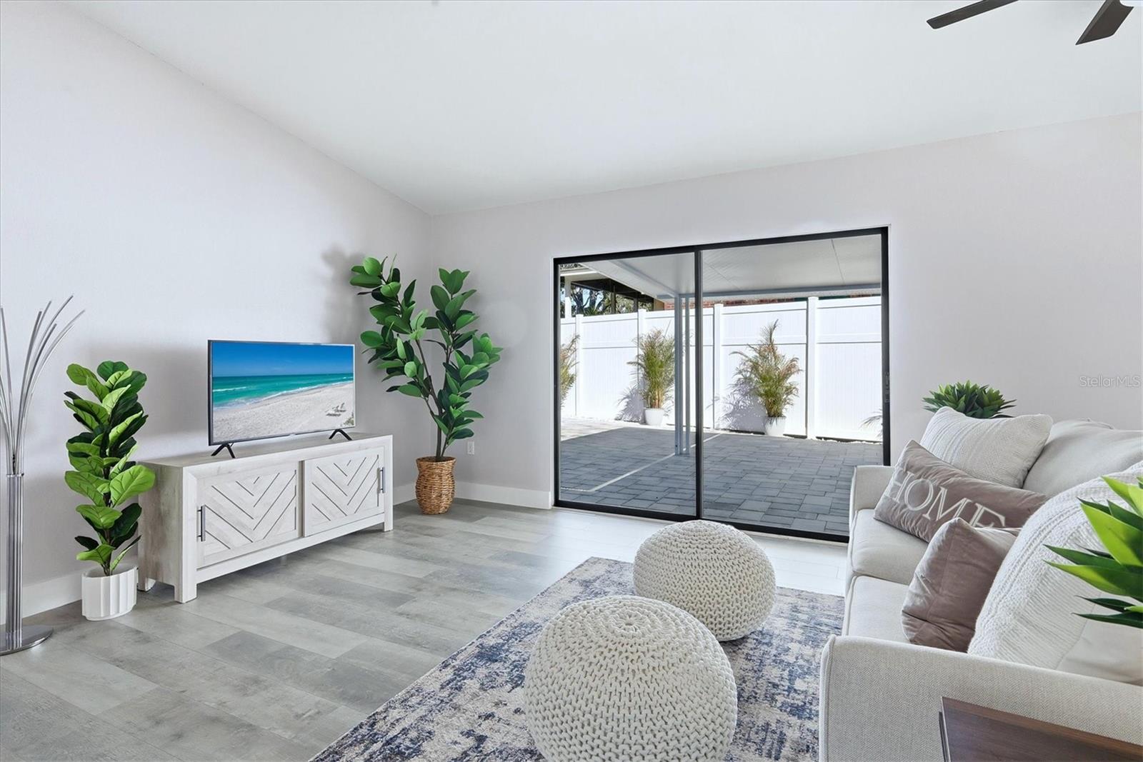 Image 8 of 40 For 903 72nd St Nw