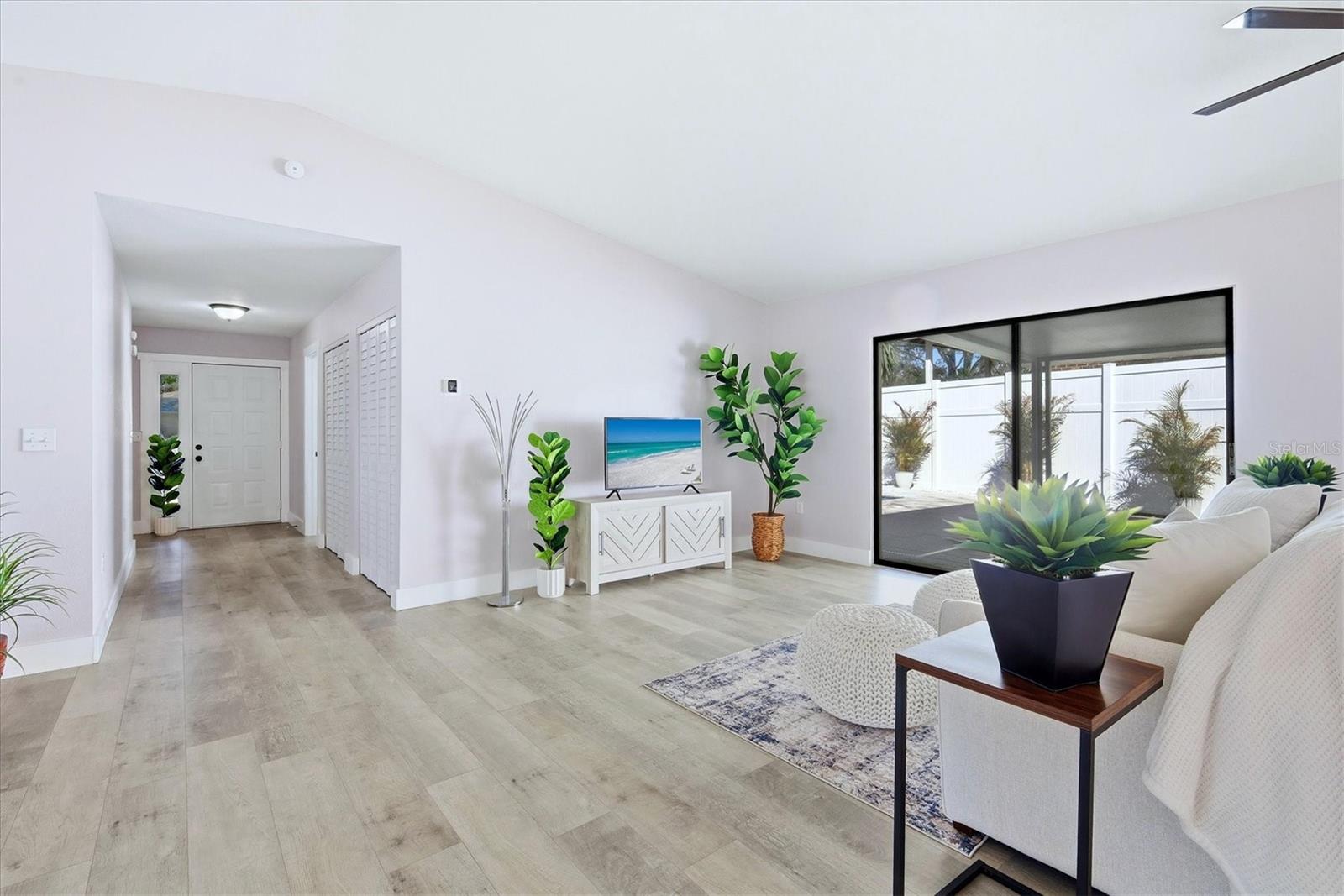 Image 9 of 40 For 903 72nd St Nw