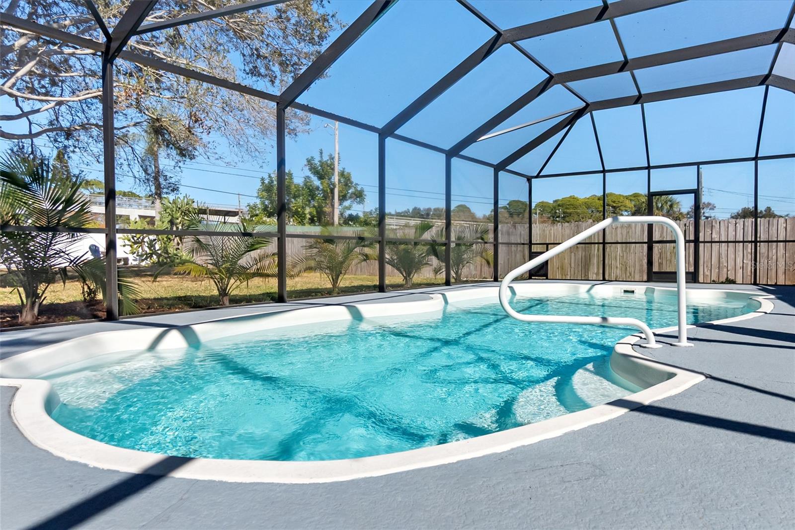 Image 22 of 34 For 11245 69th Avenue