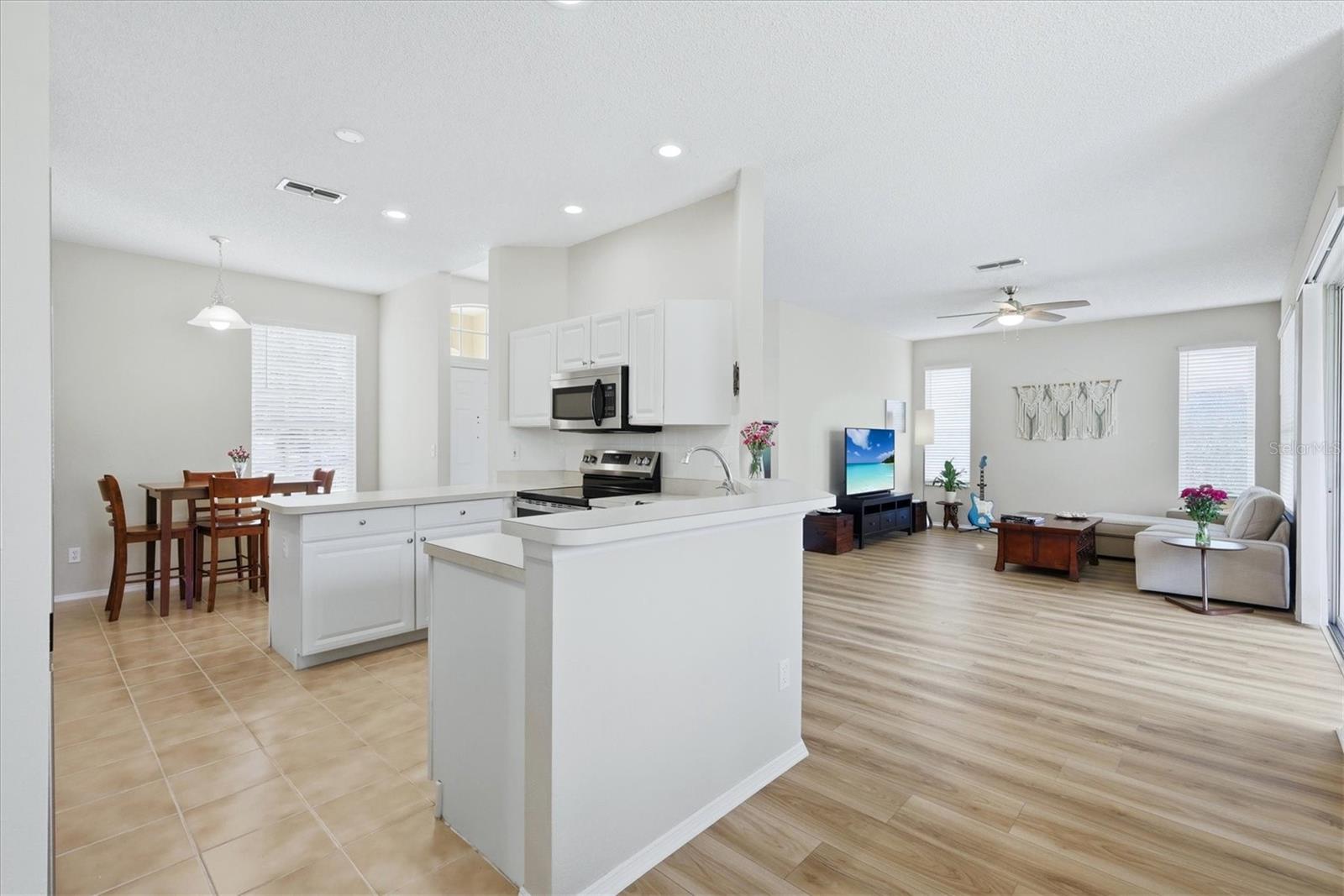 Image 11 of 39 For 4415 50th Drive W