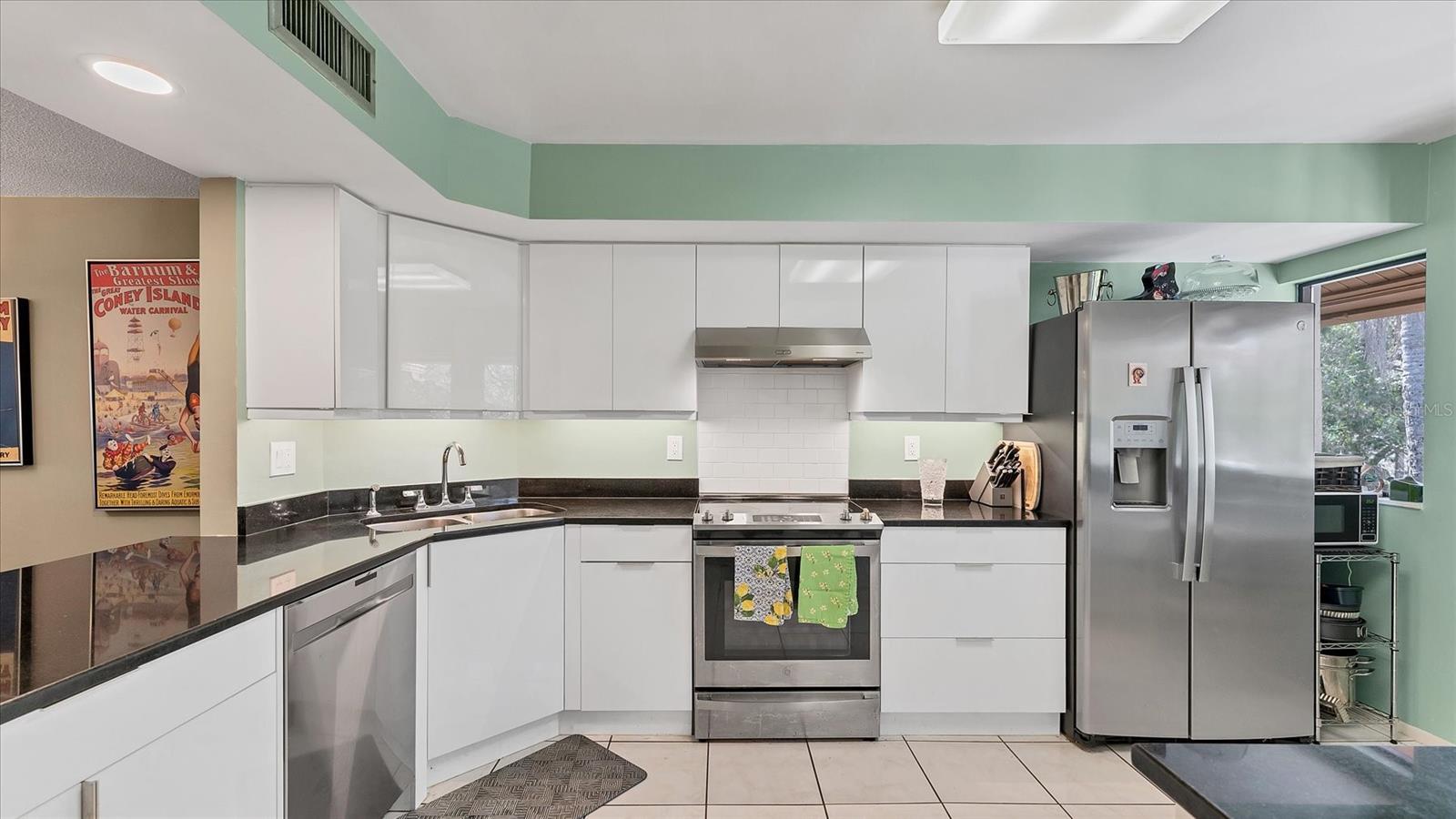 Image 10 of 31 For 4957 Cross Creek Road 4957