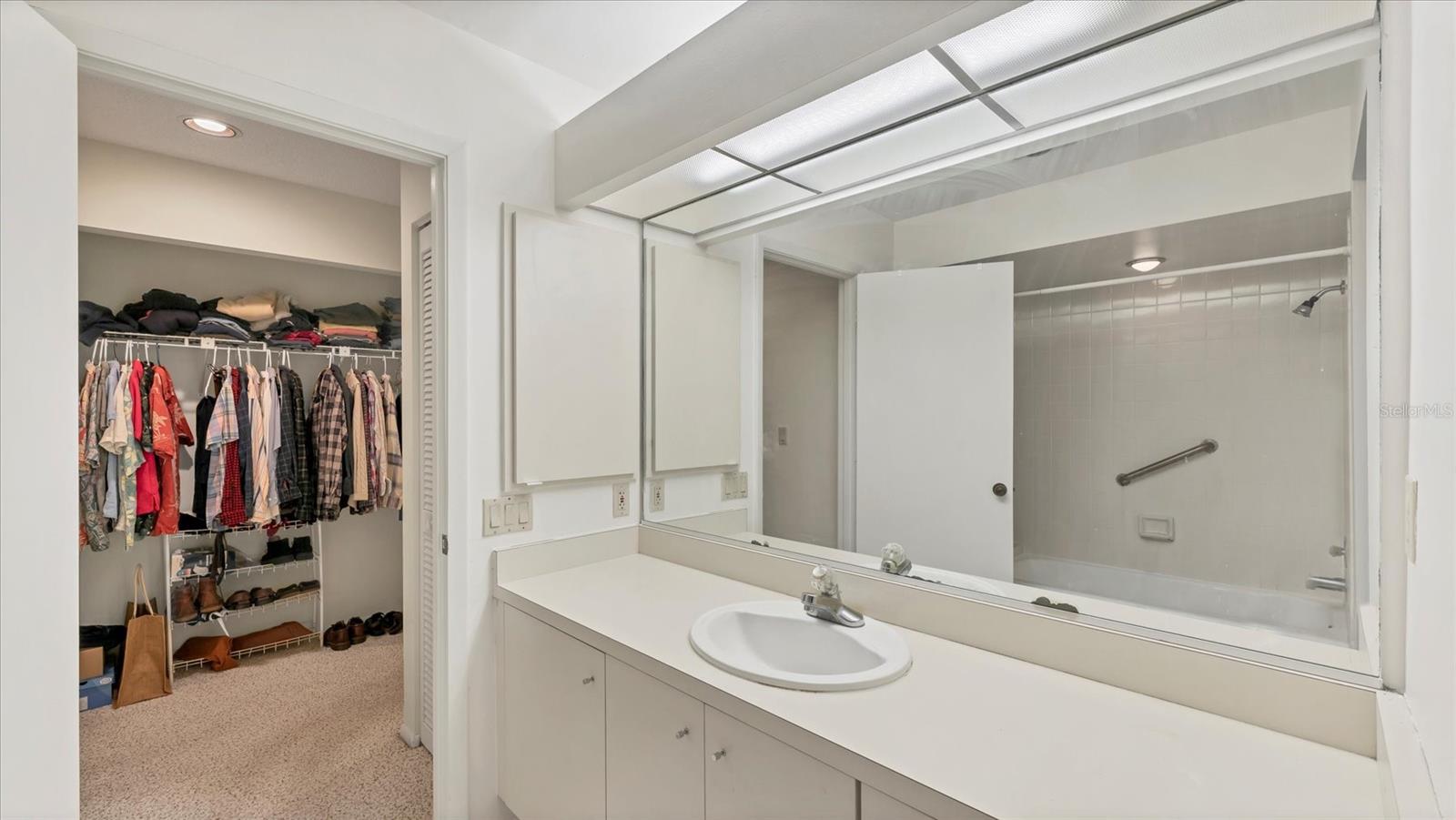 Image 16 of 31 For 4957 Cross Creek Road 4957