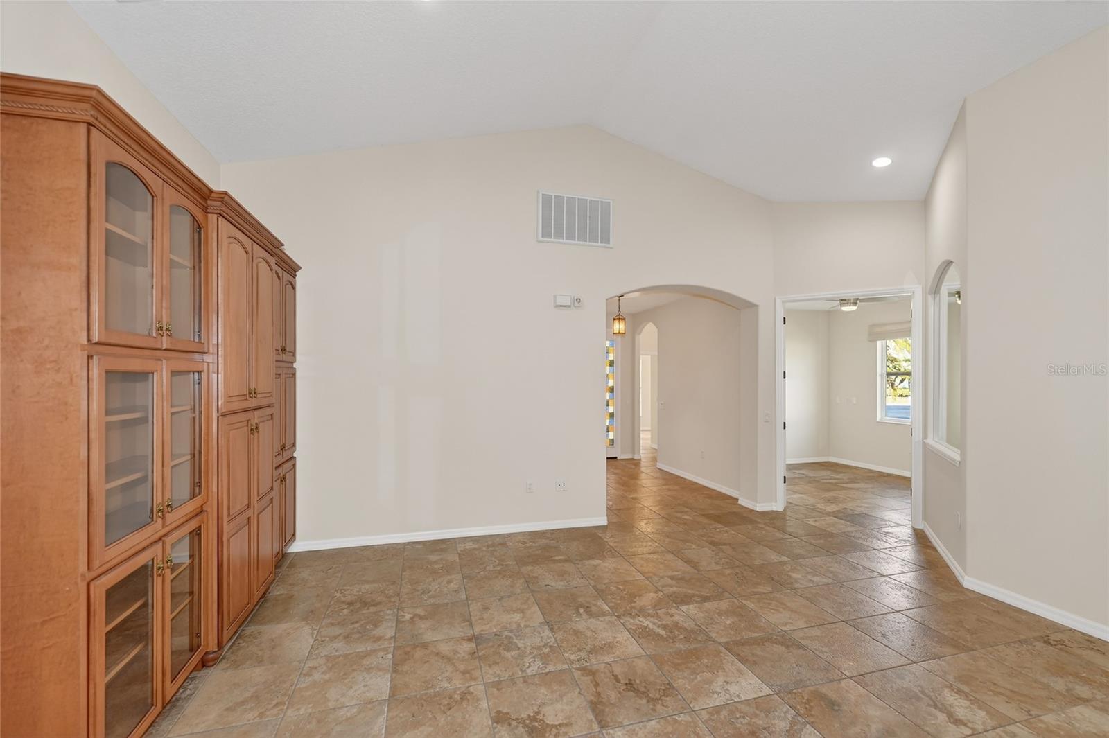 Image 14 of 55 For 8124 Tabbystone Place