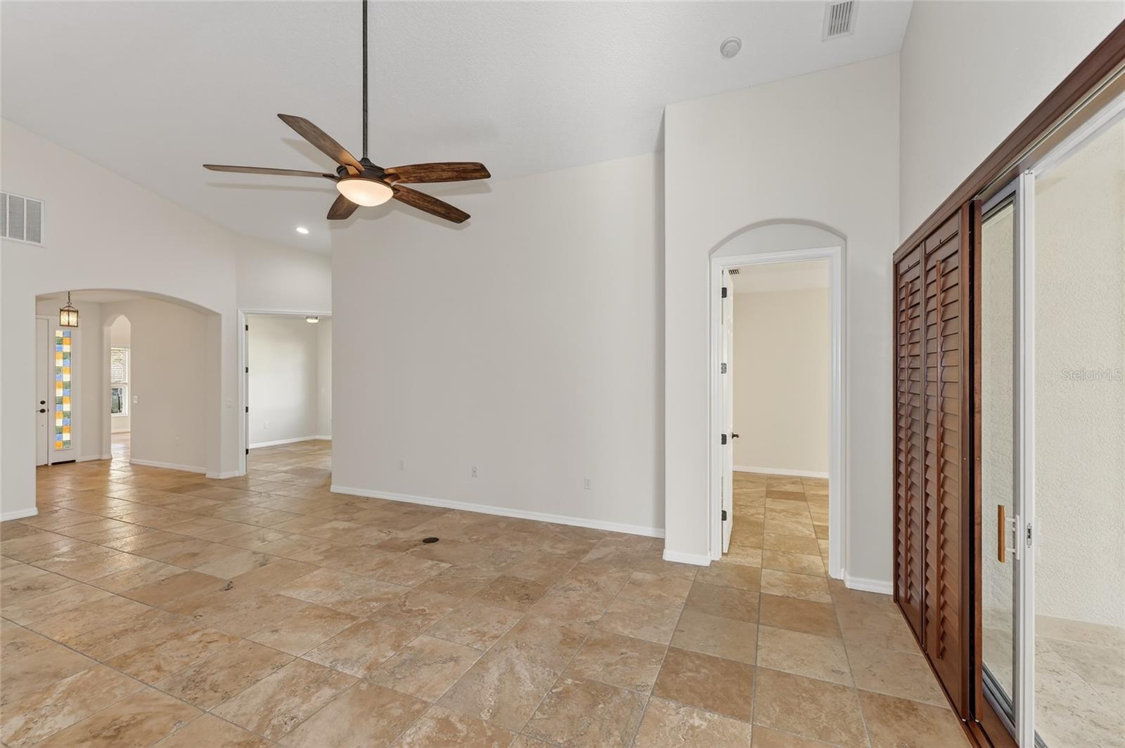 Image 17 of 55 For 8124 Tabbystone Place