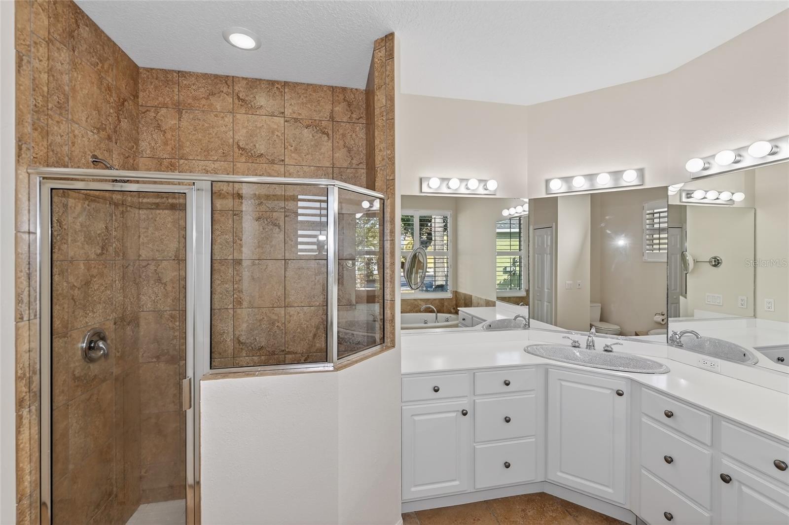 Image 23 of 55 For 8124 Tabbystone Place