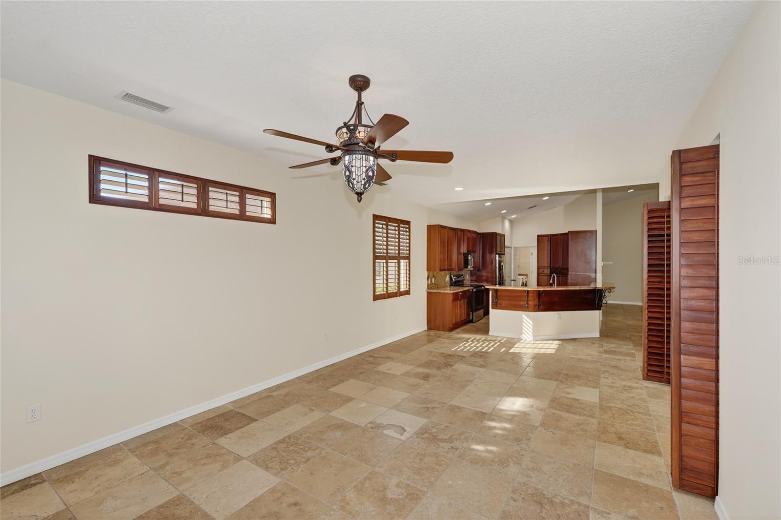 Image 26 of 55 For 8124 Tabbystone Place