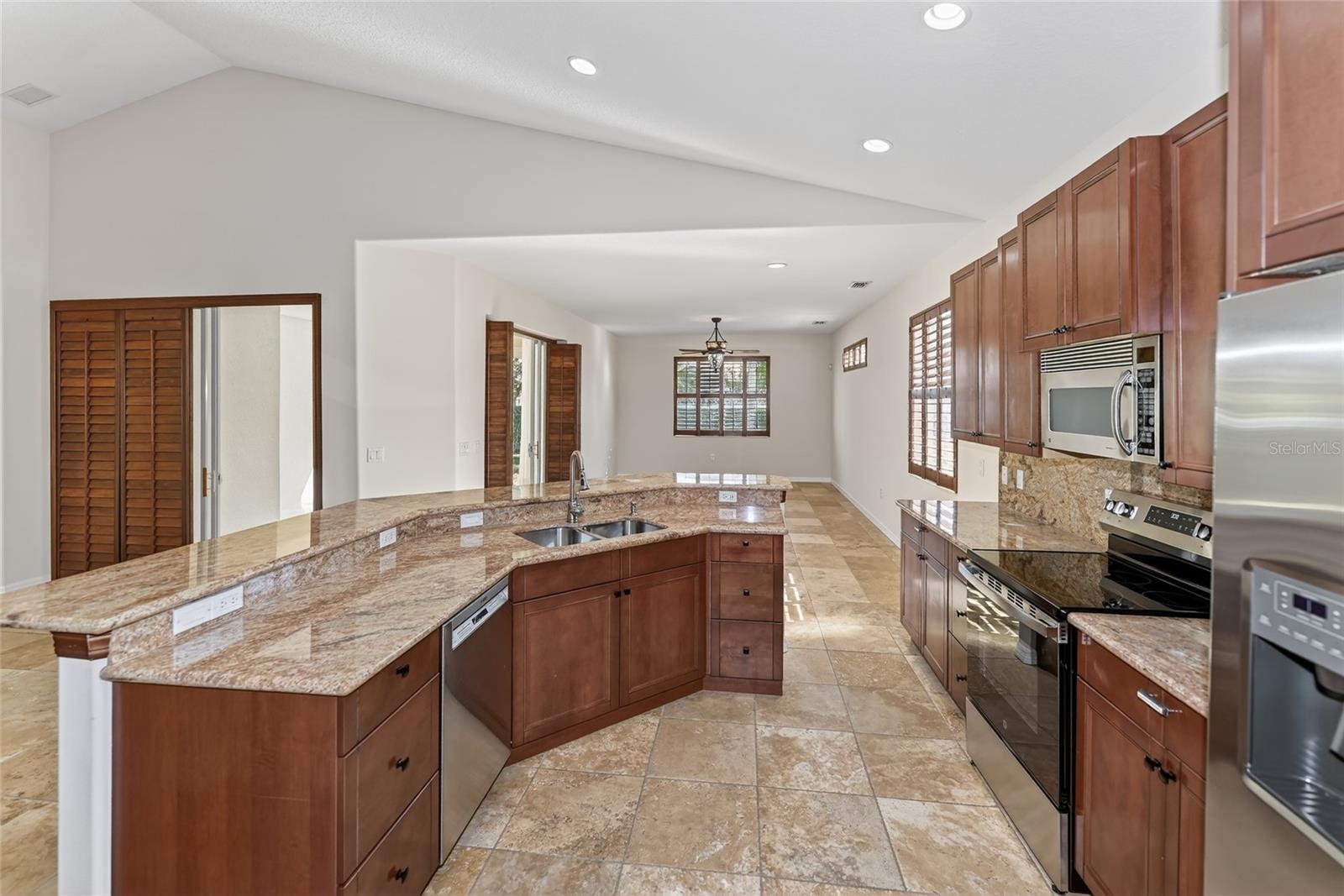 Image 31 of 55 For 8124 Tabbystone Place