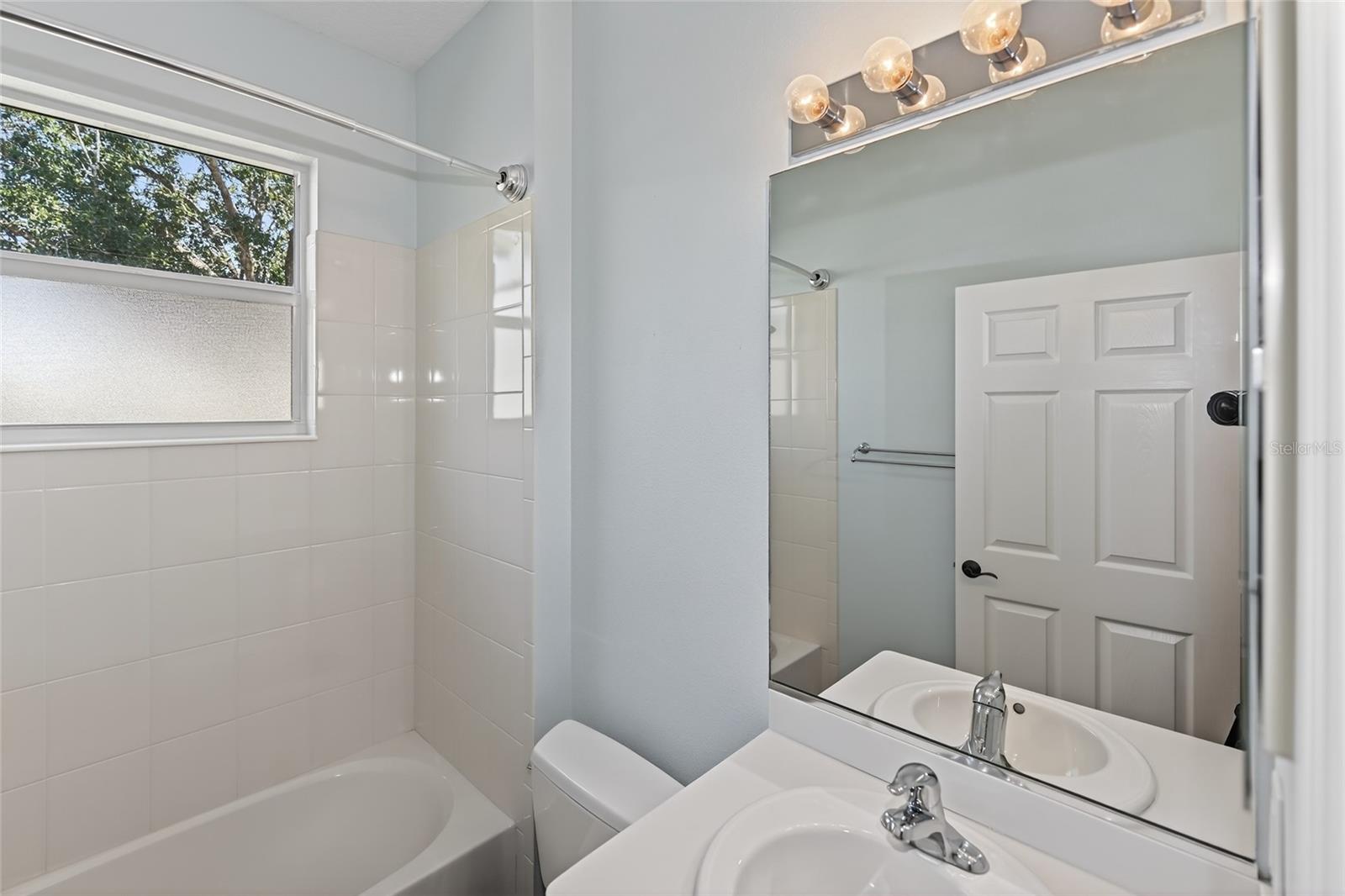 Image 9 of 55 For 8124 Tabbystone Place