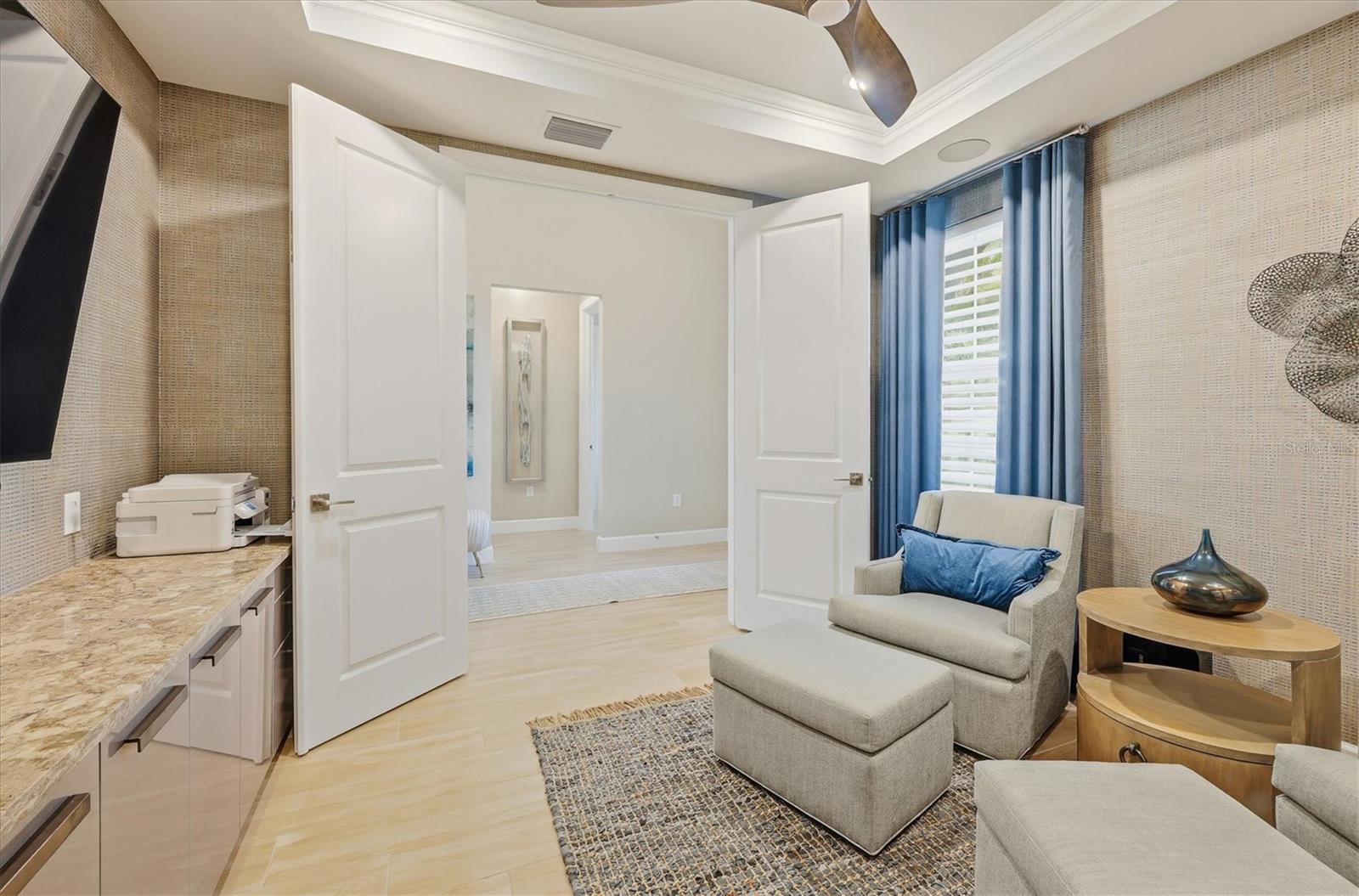 Image 21 of 80 For 7885 Mainsail Lane