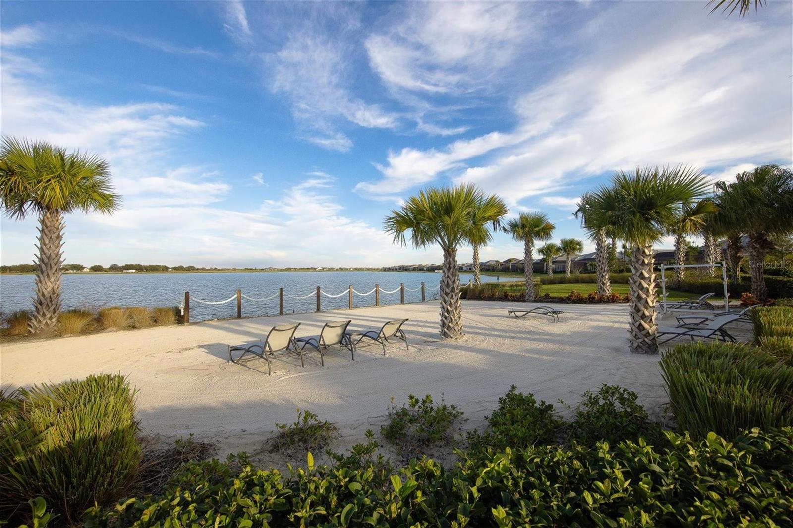 Image 61 of 80 For 7885 Mainsail Lane