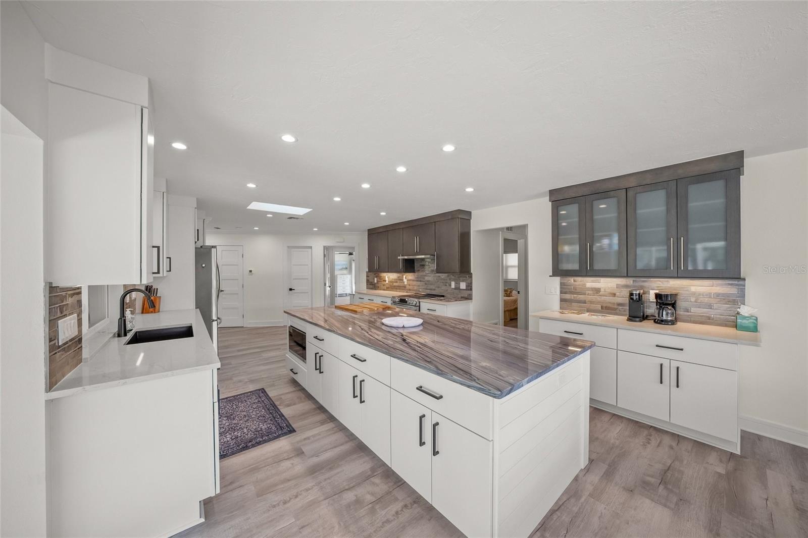 Image 12 of 85 For 8560 Heron Lagoon Circle