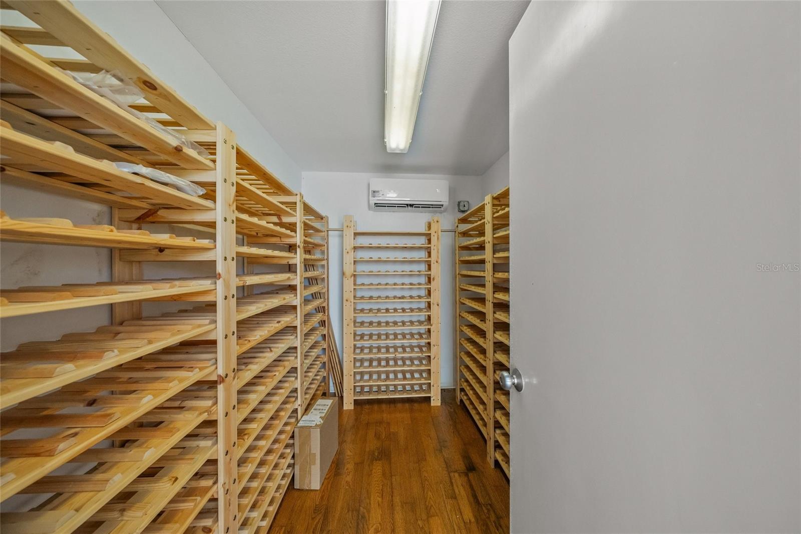 Image 15 of 85 For 8560 Heron Lagoon Circle