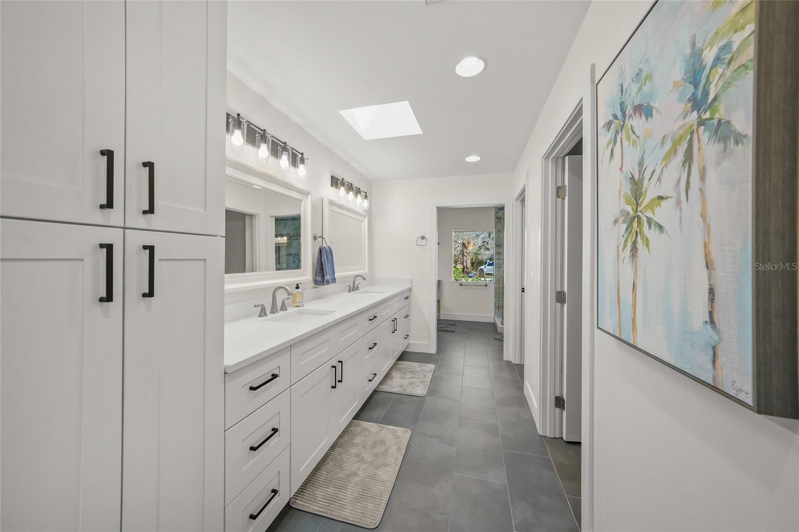 Image 19 of 85 For 8560 Heron Lagoon Circle