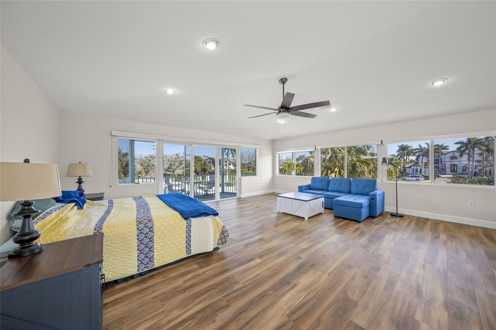 Image 28 of 85 For 8560 Heron Lagoon Circle