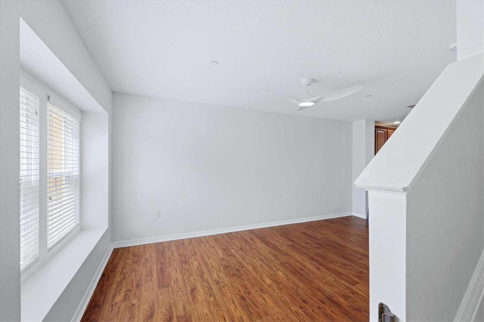 Image 17 of 52 For 9038 White Sage Loop