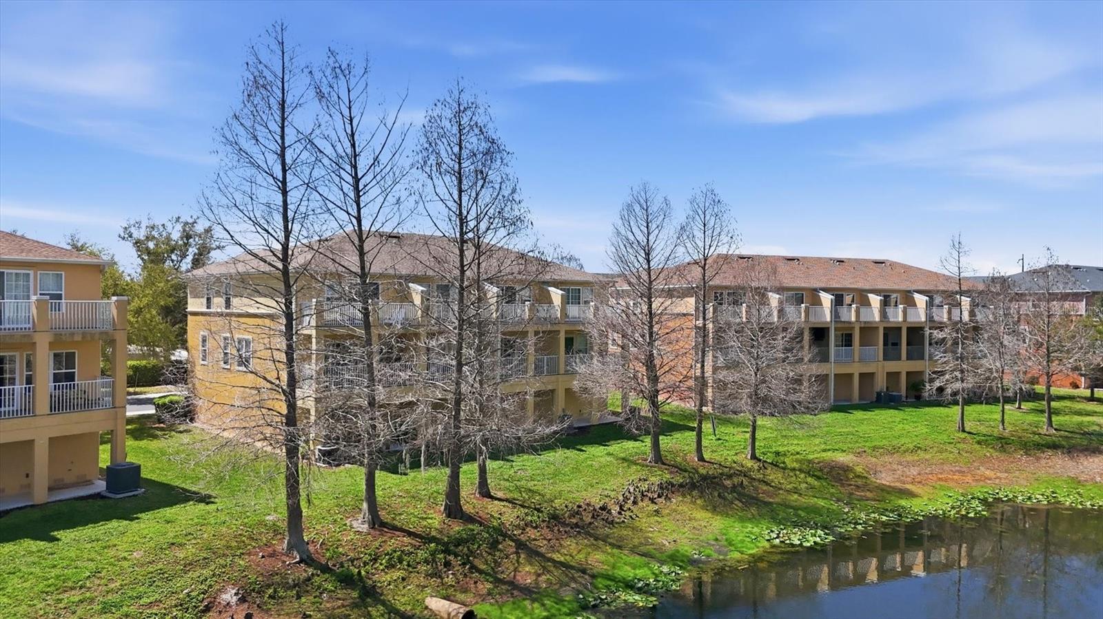 Image 43 of 52 For 9038 White Sage Loop