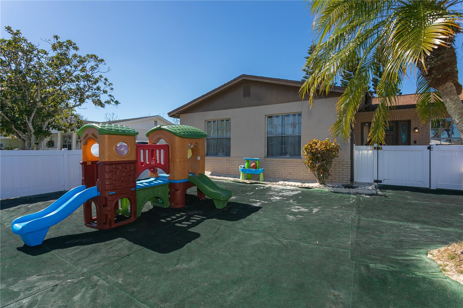 Image 6 of 30 For 2710 38th Street W