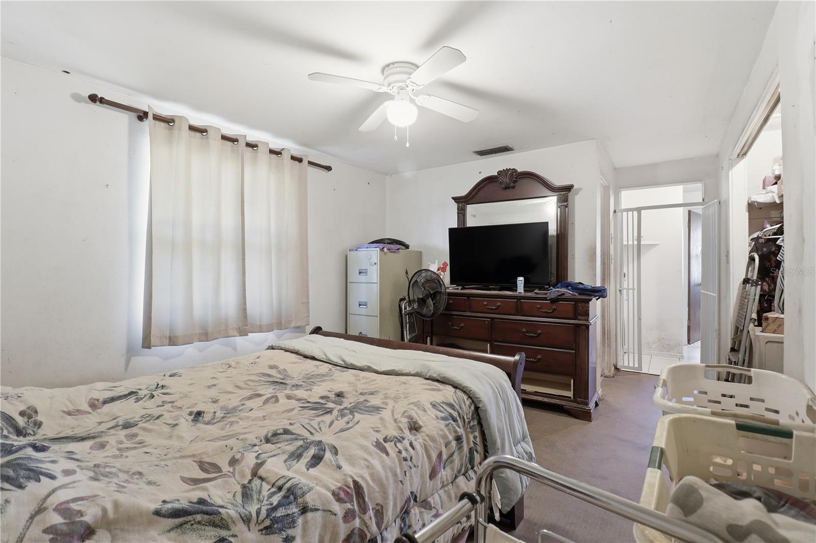 Image 15 of 30 For 27403 Balboa Drive