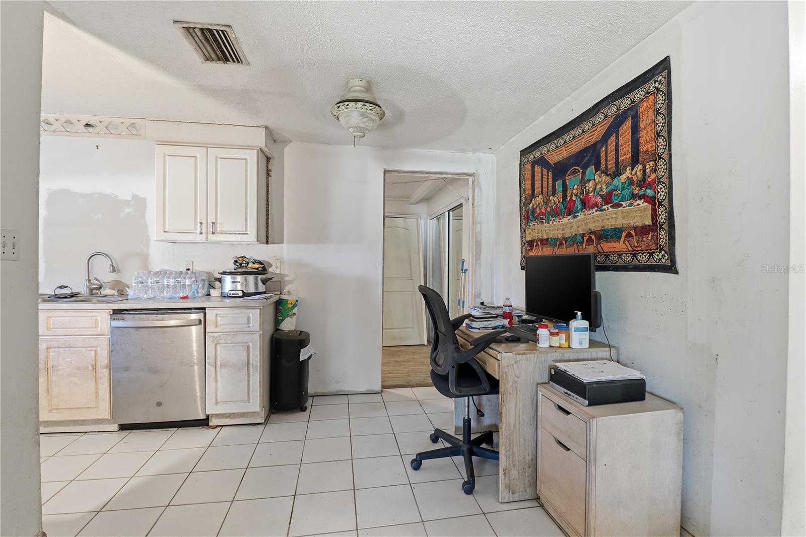 Image 7 of 30 For 27403 Balboa Drive