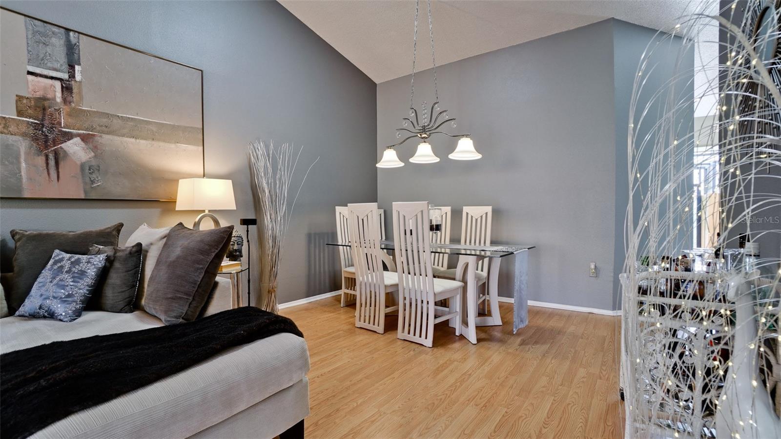 Image 11 of 49 For 4527 Park Lake Terrace N