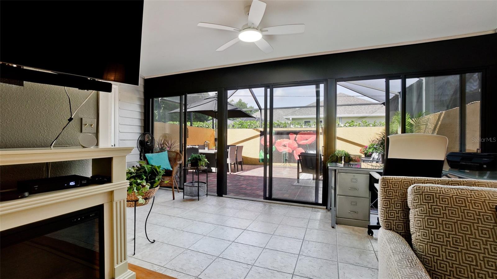 Image 17 of 49 For 4527 Park Lake Terrace N