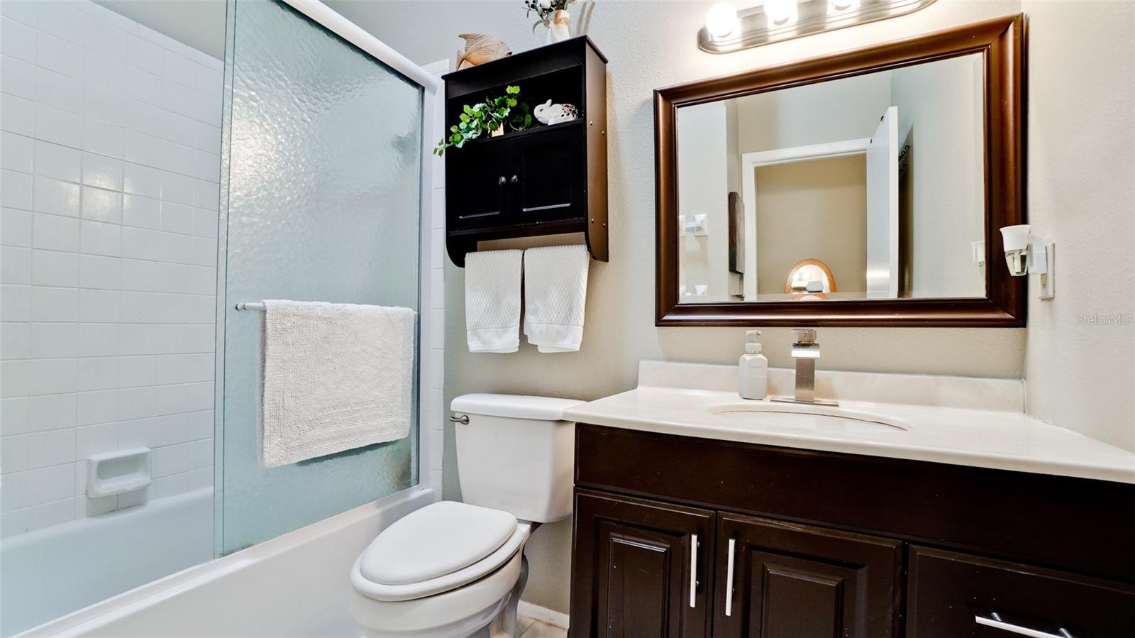 Image 34 of 49 For 4527 Park Lake Terrace N