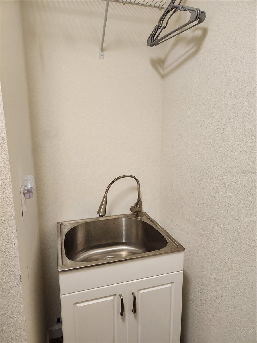 Image 14 of 38 For 3668 Fescue Lane