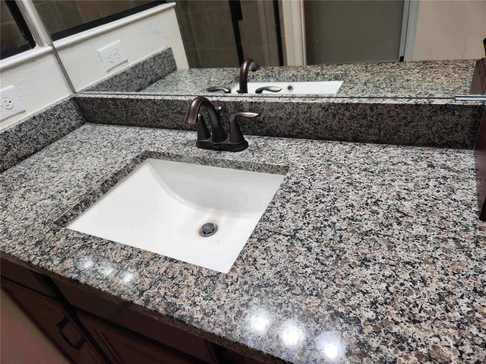 Image 21 of 38 For 3668 Fescue Lane