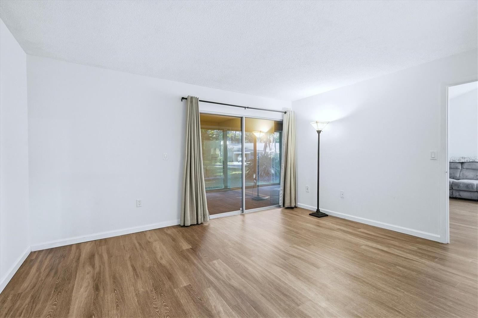 Image 10 of 44 For 4819 Village Gardens Drive 110