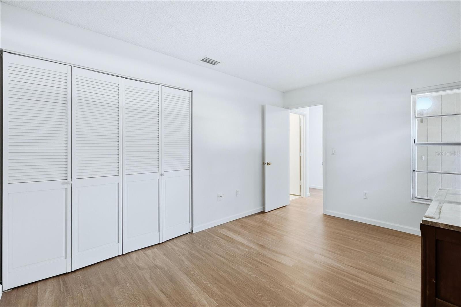 Image 18 of 44 For 4819 Village Gardens Drive 110