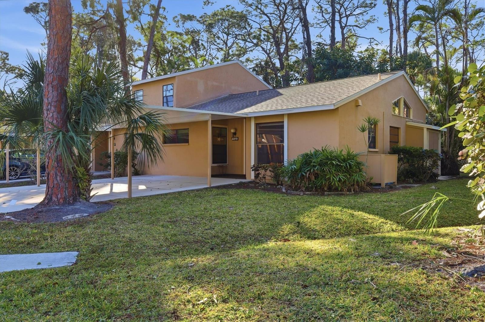 Image 2 of 44 For 4819 Village Gardens Drive 110