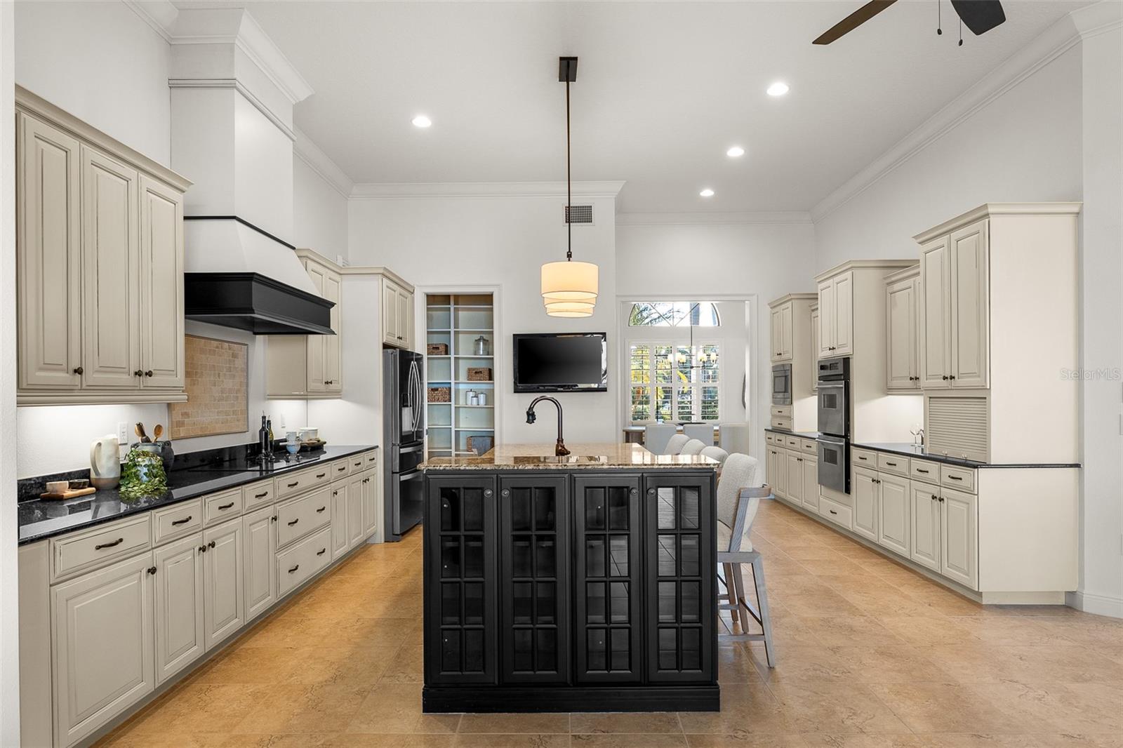 Image 22 of 94 For 4003 Hawk Island Drive