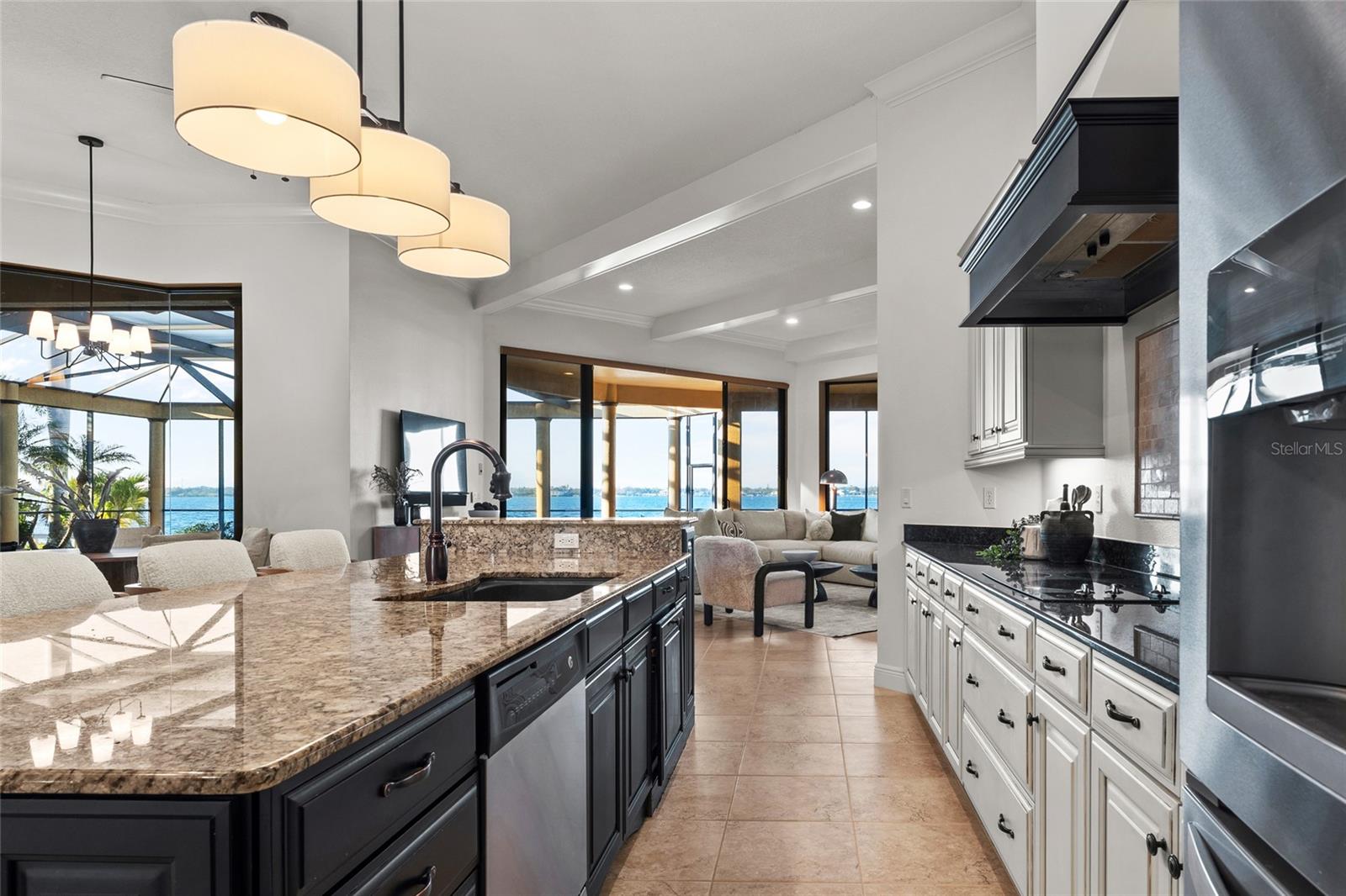 Image 24 of 94 For 4003 Hawk Island Drive