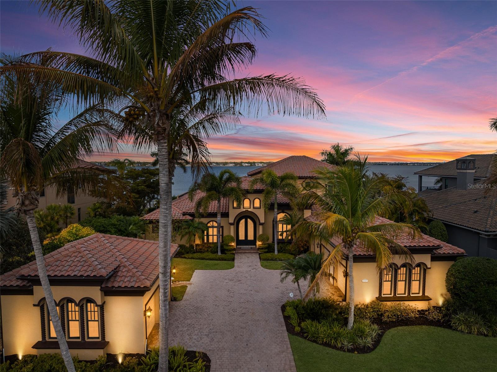 Image 6 of 94 For 4003 Hawk Island Drive