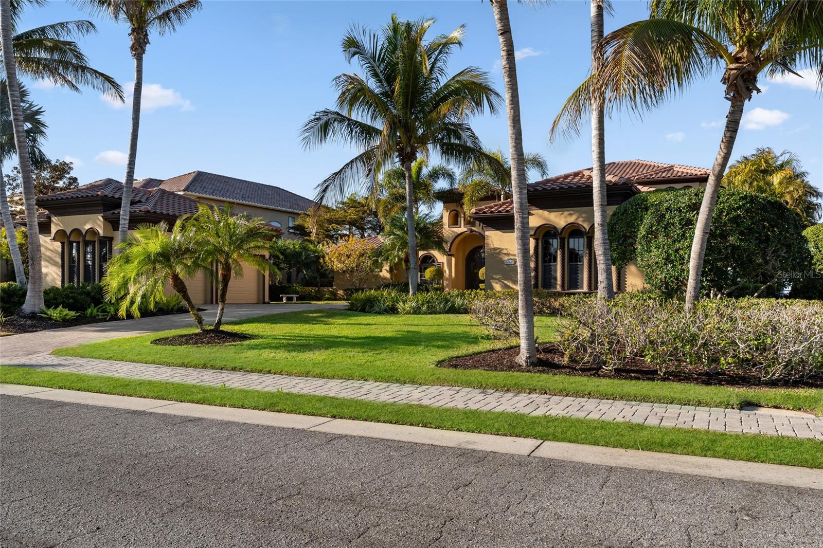 Image 68 of 94 For 4003 Hawk Island Drive