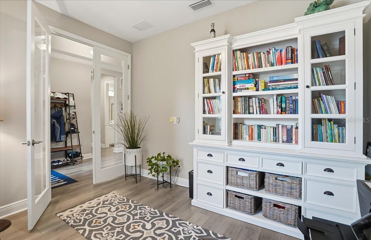 Image 8 of 73 For 2028 Woodleaf Hammock Court