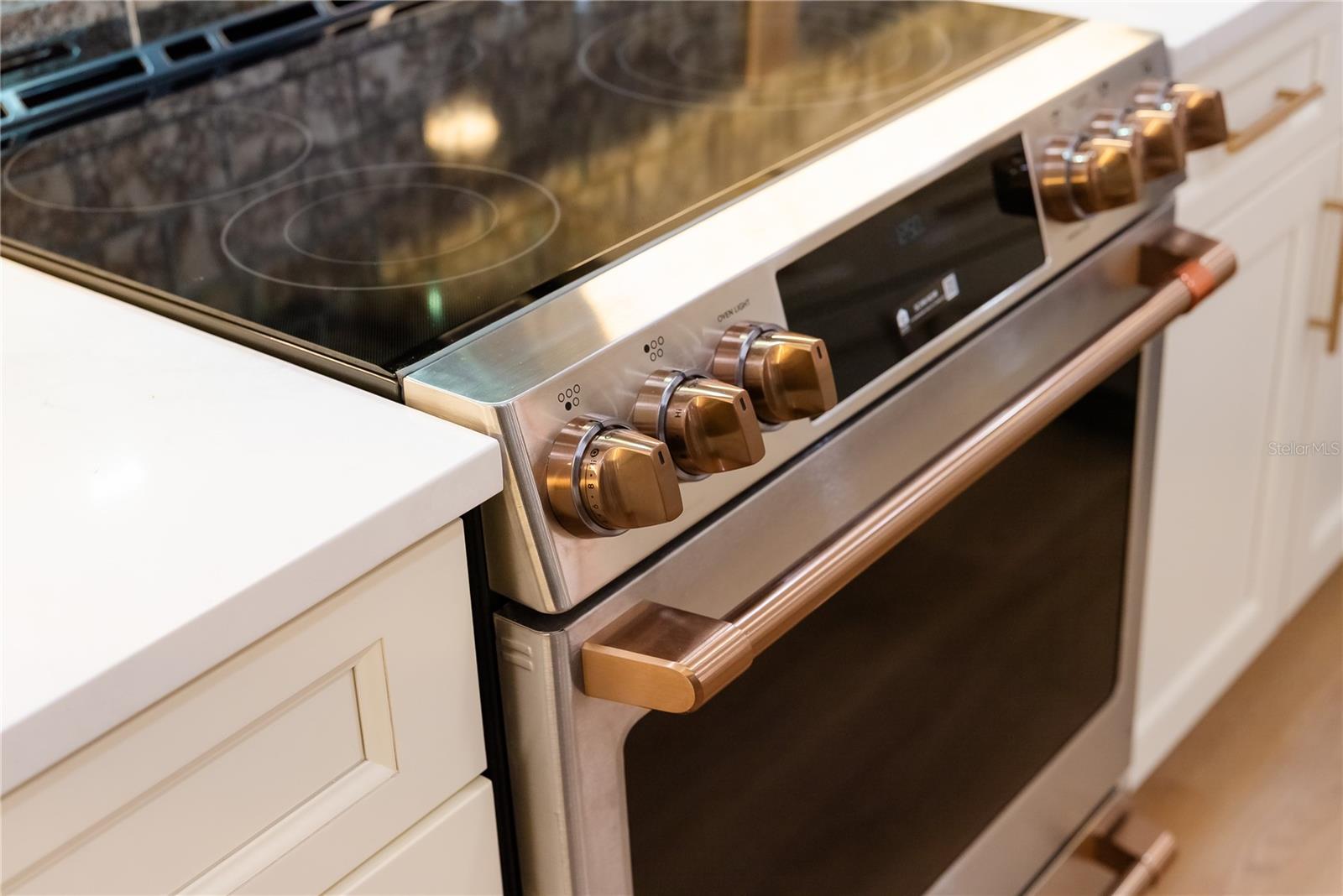 Image 10 of 71 For 1221 Palm Avenue 106-107